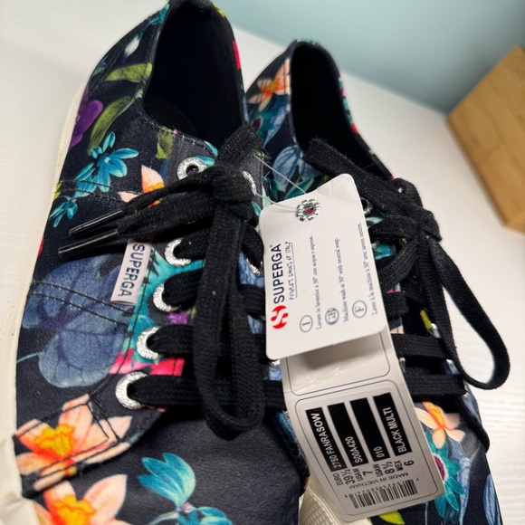 NWOB Superga Floral Print Sneakers- EU size 39 1/2 - Picture 8 of 9